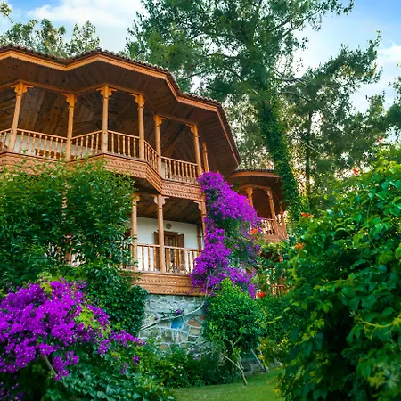 Club & Letoonia Üdülőközpont