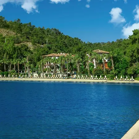 Club & Letoonia Üdülőközpont 5*