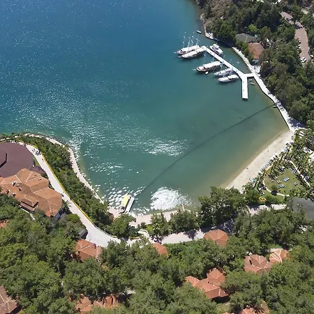 Üdülőközpont Club & Letoonia 5*