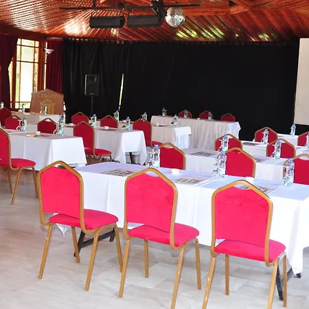Ośrodek wypoczynkowy Club & Letoonia 5*